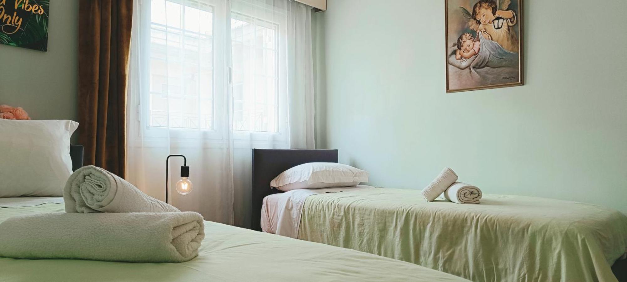 Maria Guesthouse Aliveri Rum bild