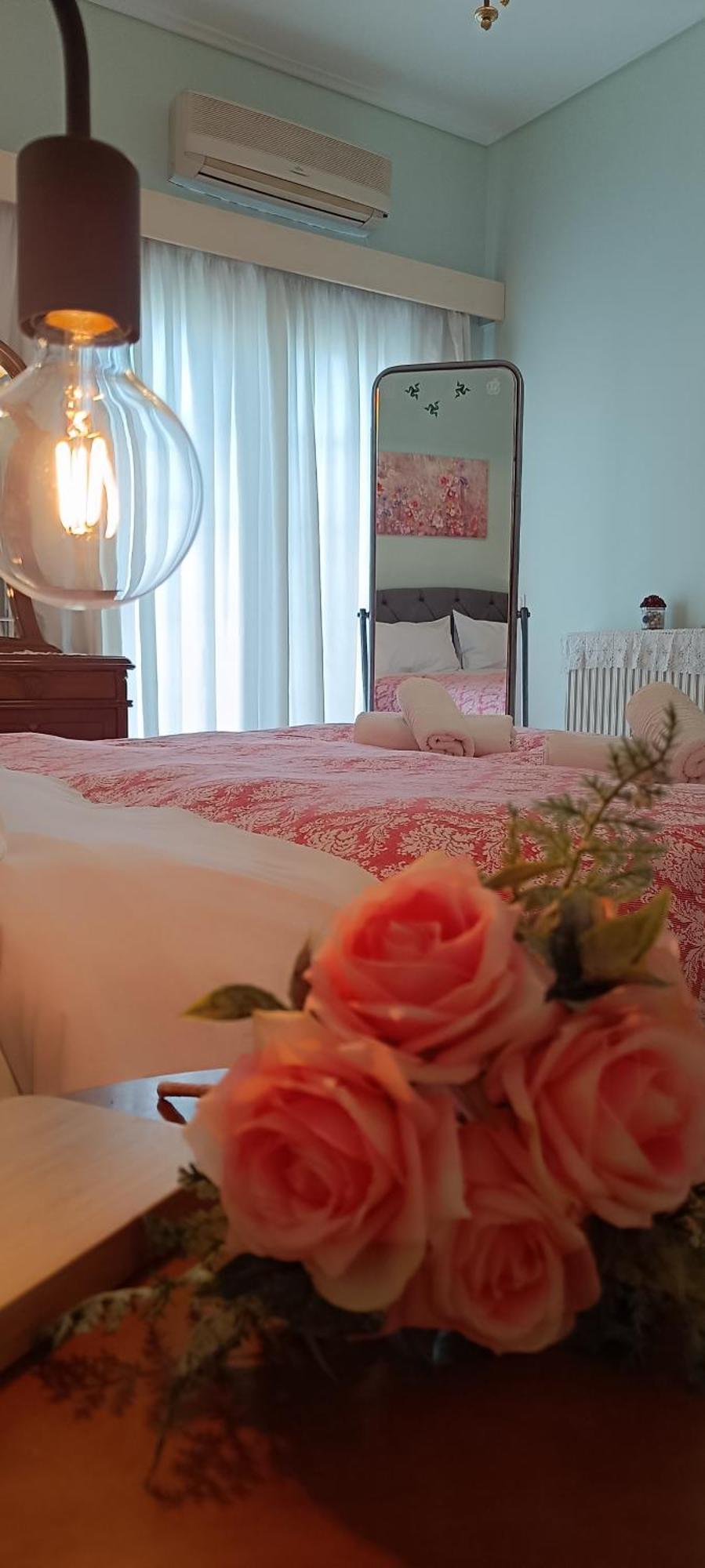 Maria Guesthouse Aliveri Exteriör bild